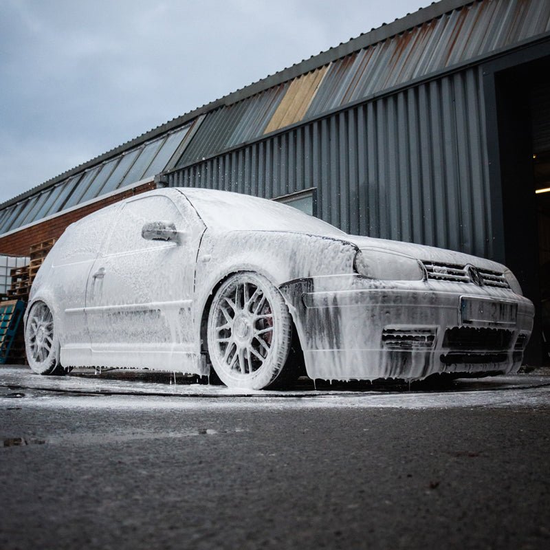 How To Carry Out A Safe Pre Wash – AutoGlanz AG Car Care