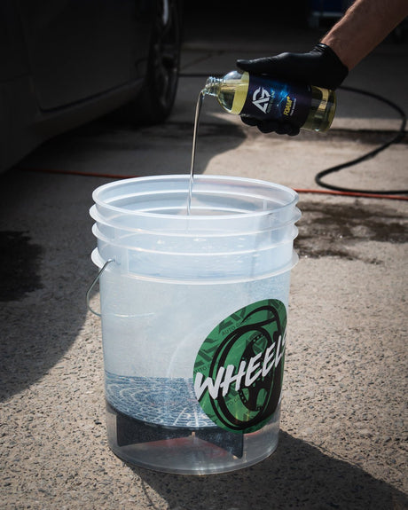 Clear 20L Detailing Bucket with Grit Guard - AutoGlanz AG Car Care