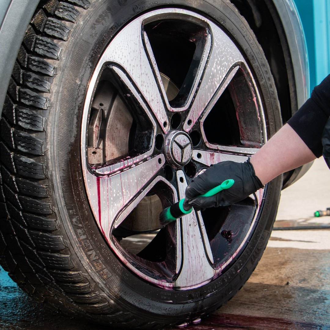 Primo - Bleeding Wheel Cleaner| Iron Fallout & Brake Dust Remover - AutoGlanz AG Car Care